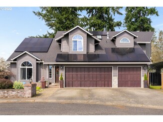15961 SE Mary Ann Ln, Milwaukie, OR 97267