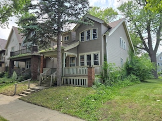 2335 N 44th St, Milwaukee, WI 53210