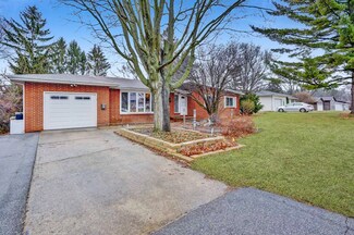 701 Crestview Dr, Madison, WI 53716