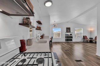 198 N Skyline Dr Unit 52, Thousand Oaks, CA 91362
