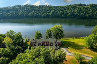 2229 Mountain Grove Rd Unit 8, Branson, MO 65616