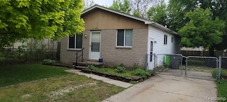 21276 Abrahm St, Clinton Township, MI 48035