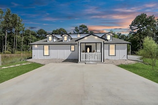 2884 County Road 5018, Cleveland, TX 77327