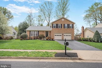 8409 Reflection Ln, Vienna, VA 22182