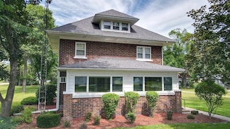 304 Wisconsin St, Avoca, WI 53506