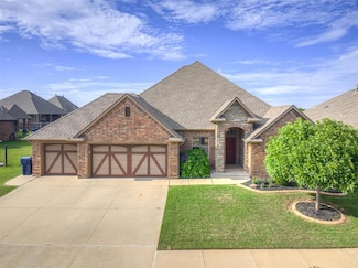 13213 NW 2nd St, Yukon, OK 73099