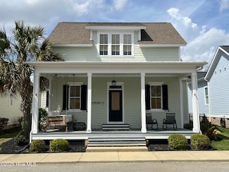 65 Oglethorpe Ave, Clayton, NC 27527
