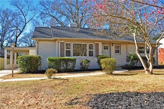 1344 Dresden Dr W, Charlotte, NC 28205