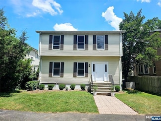 35 Grove St Unit Rear, Tenafly, NJ 07670