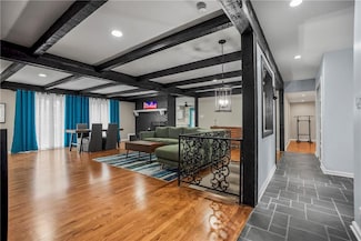 8641 Broadmoor St, Overland Park, KS 66212