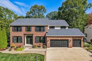 2417 Pleasant Colony Dr, Lewis Center, OH 43035