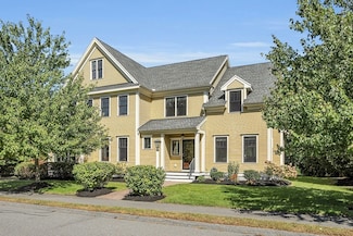 72 Finigan Way, Concord, MA 01742