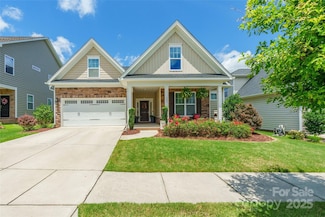 385 Willow Tree Dr, Rock Hill, SC 29732