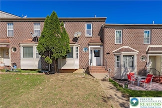 1405 Presidential Dr, Whitehall, PA 18052