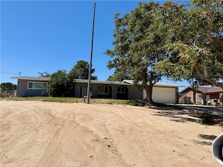 18083 Deodar St, Hesperia, CA 92345
