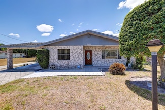 2609 Avenue J, Fort Pierce, FL 34947