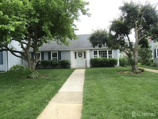 67 Amherst Ln Unit C, Monroe Township, NJ 08831