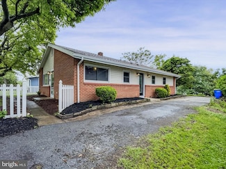 2939 Cumberland Blvd, Camp Hill, PA 17011