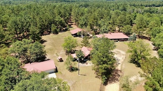 241 Foskey Cemetery Rd, Adrian, GA 31002