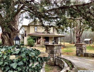 4318 Hobbs Island Rd, Owens Cross Roads, AL 35763