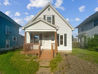 918 7th St SW, Cedar Rapids, IA 52404