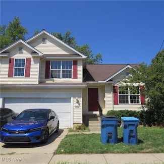838 W 17th St, Lorain, OH 44052