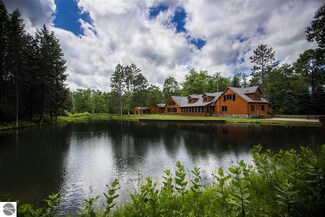 9830 E Kelly Rd, Merritt, MI 49667
