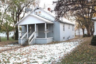 446 W Morgan St, Tipton, MO 65081