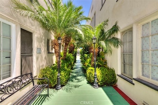 932 E 2nd St Unit 27, Long Beach, CA 90802