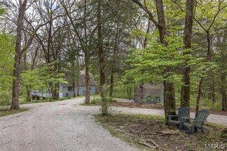 87 E Altdorf Dr, Innsbrook, MO 63390
