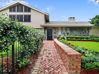 4724 Clearlake Dr, Metairie, LA 70006