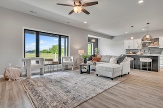3134 Spruce Ct Unit A, Spirit Lake, IA 51360