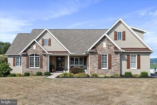 8015 Hidden Valley Ln, Waynesboro, PA 17268