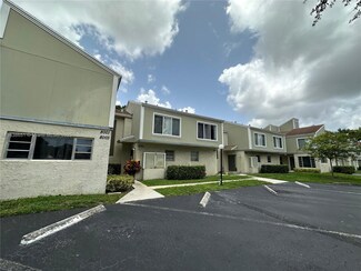 8005 Lagos de Campo Blvd Unit L-4, Tamarac, FL 33321