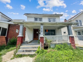 215 N Wayne Ave, Columbus, OH 43204