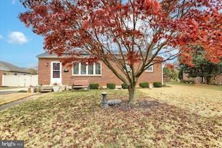 31 Runyon Rd, Hummelstown, PA 17036