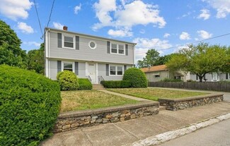 12 Flint St, Pawtucket, RI 02861