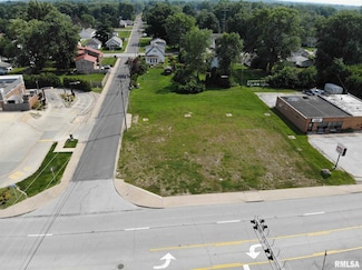 707 W Jackson St, Macomb, IL 61455