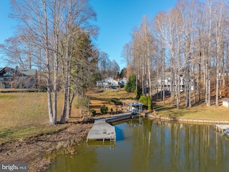 15408 Sunset Harbour Blvd, Mineral, VA 23117