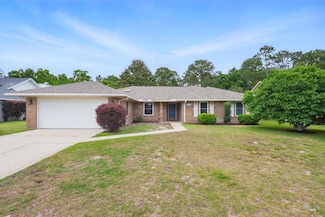 840 Overbrook Dr, Fort Walton Beach, FL 32547