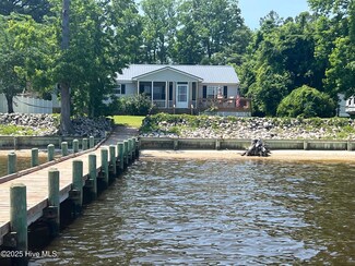 1683 Sparrow Bay Rd, Blounts Creek, NC 27814