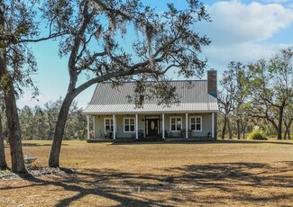 3613 Stricklands Landing Dr, Perry, FL 32348