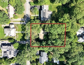 67 Old Colony Rd, Wellesley Hills, MA 02481