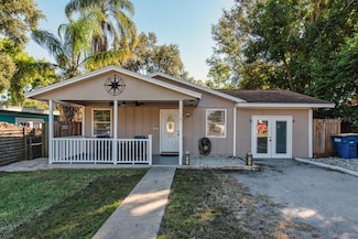 1385 Milton St, Clearwater, FL 33756