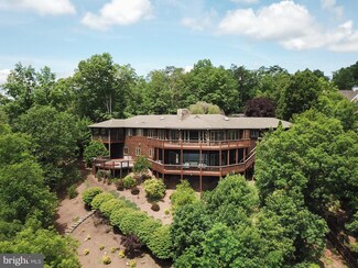 109 Vista Ct, Cross Junction, VA 22625