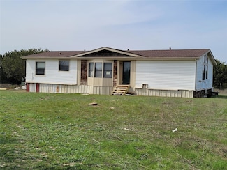 652 Ridge Dr N, Cleburne, TX 76033