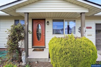 2263 Umpqua Rd, Woodburn, OR 97071