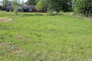 11 Susan Dr, Princeton, IN 47670