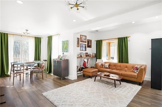 393 Saint Andrews Rd, Staten Island, NY 10306