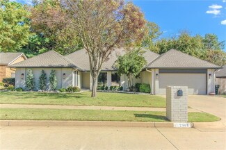 2901 Trailridge Dr, Norman, OK 73072